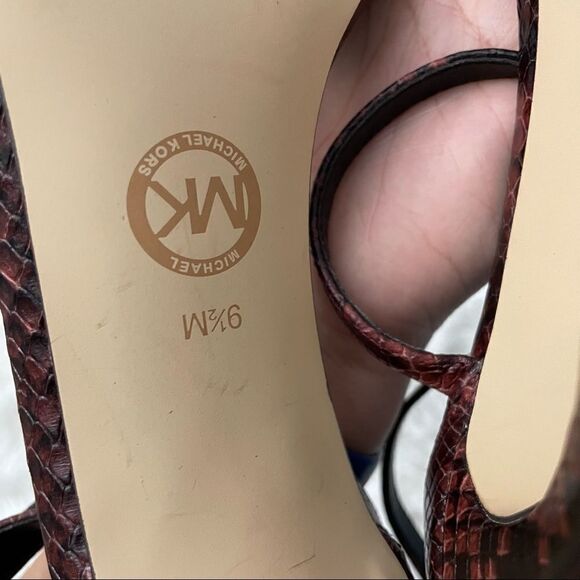 MICHAEL Michael Kors Purple Brandy Ava Snakeskin Leather Sandals Size: US 9.5M - Picture 9 of 10
